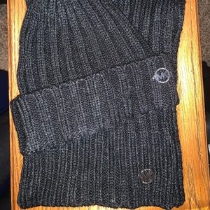 Michael Kors Hat/scarf set